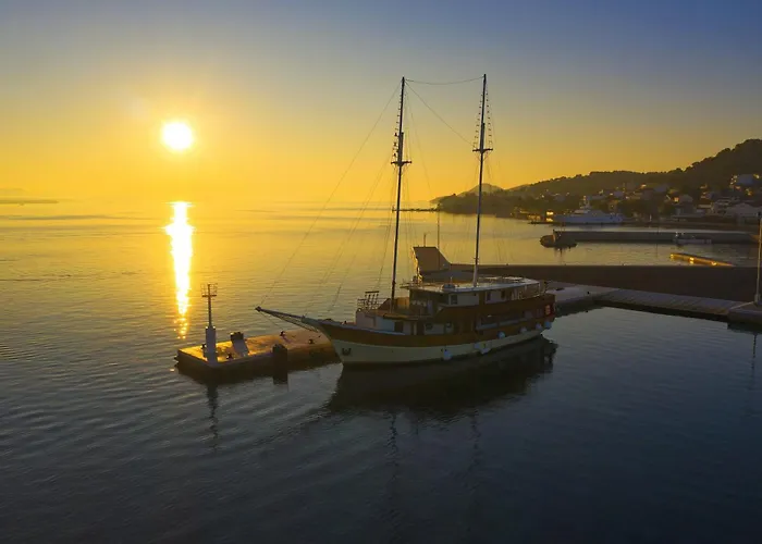 Apartamento By The Sea Tkon, Pasman - 822